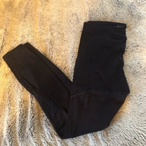Lululemon leggings with pockets